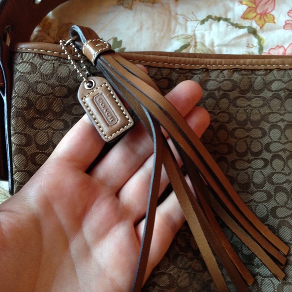 Vintage Coach Brown Signature Sutton Hobo Purse - Picture 4 of 8